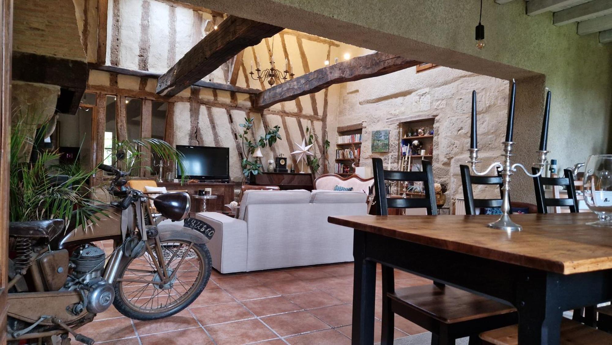 Maison Cassin47 *