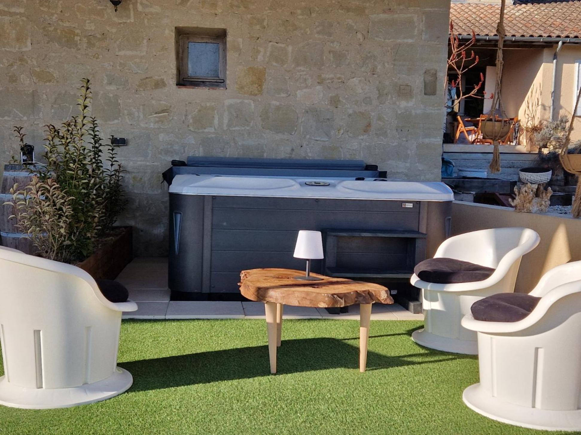 Maison Cassin47 * Lavergne (Lot-et-Garonne)